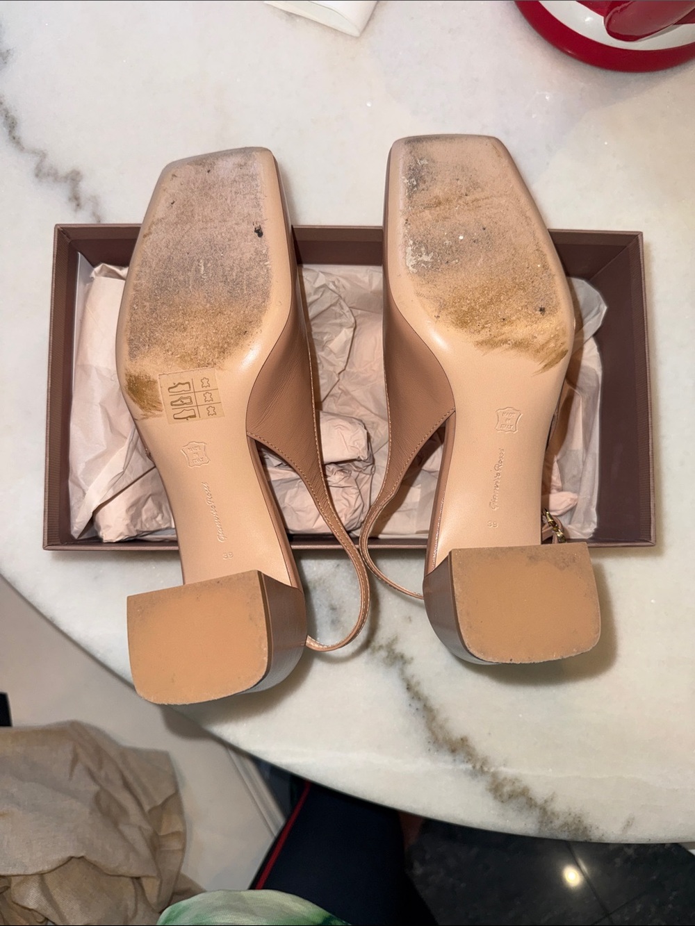 Gianvito Rossi Freeda Nude Patent Slingback 55 Block Heels - Picture 8 of 8